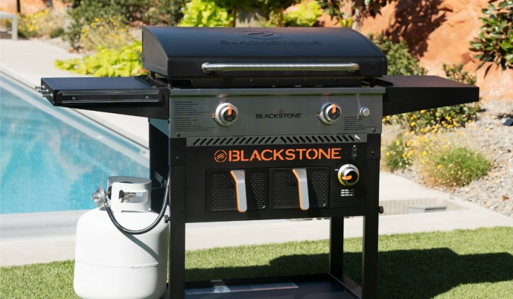 Blackstone 2-Burner 28" Griddle w/ Air Fryer