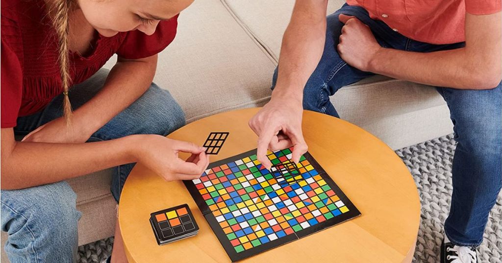 Rubik's Capture Pack-N-Go Travel Game