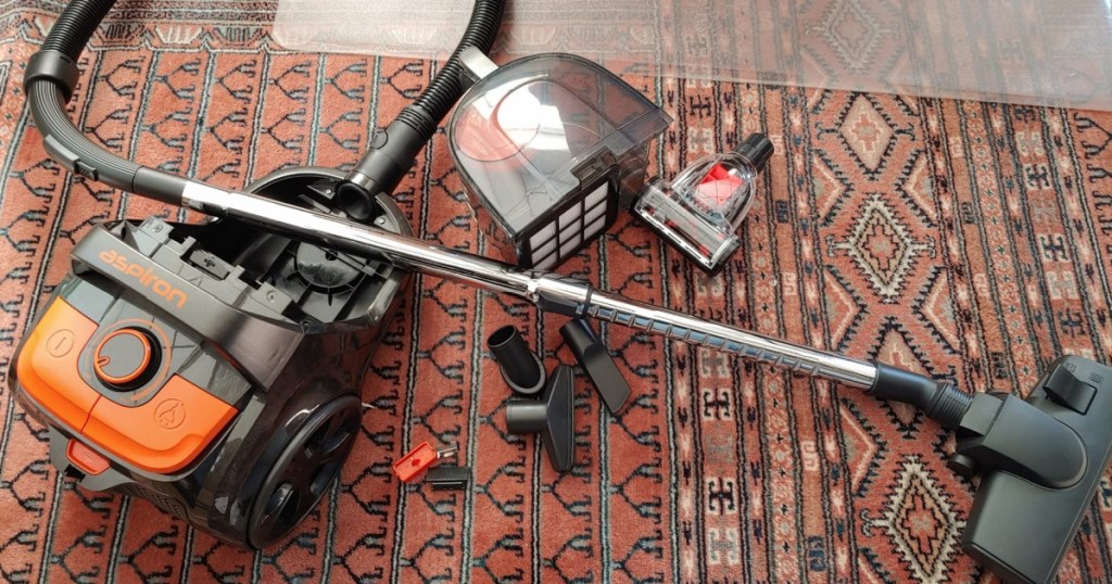 canister vacuum cleaner with accessories