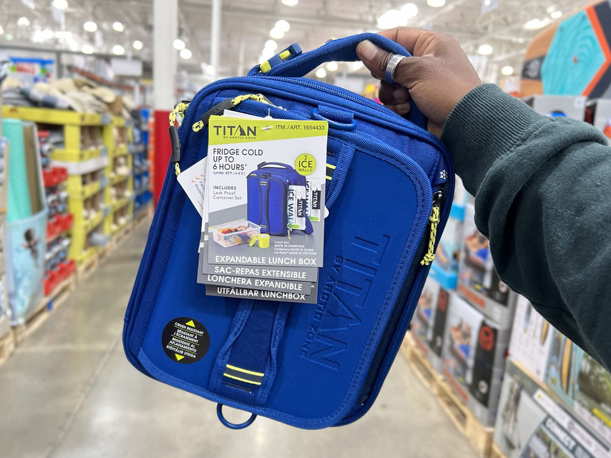 Costco Does It Again - Titan expandable lunch box! $15.99 This includes a  leak proof container set!