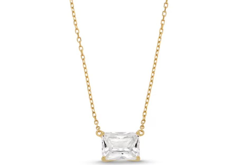 gold necklace with diamond pendant