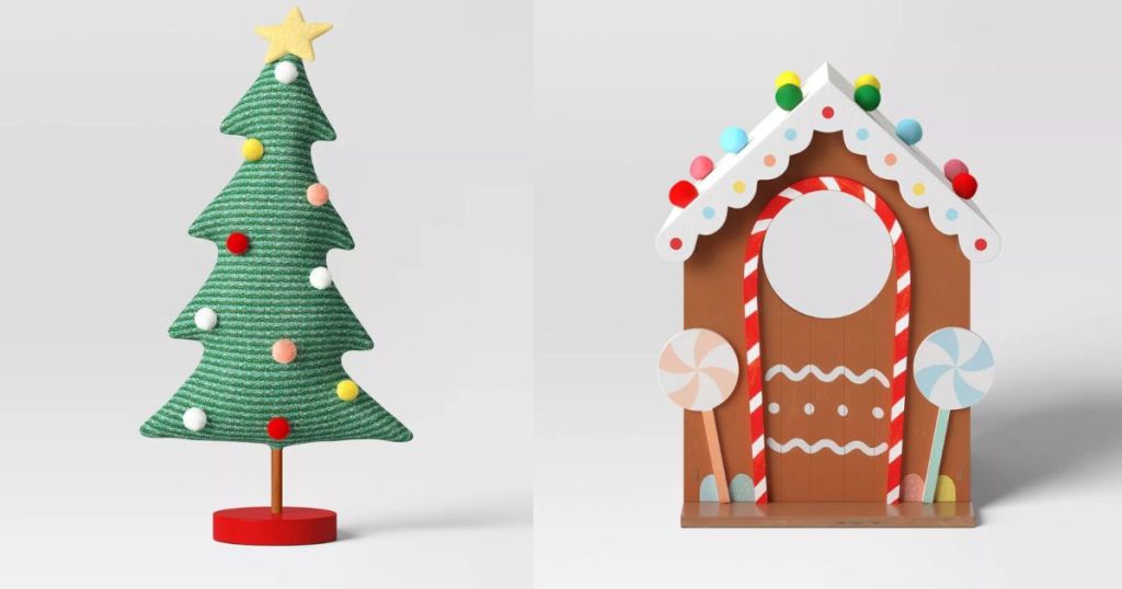 الهدف 12.75" منحوتة شجرة عيد الميلاد من القماش مع كرات بوم بومس - Wondershop™ Green و8.5" مبنى قرية Featherly Friends Wood Gingerbread House - Wondershop™ Brown
