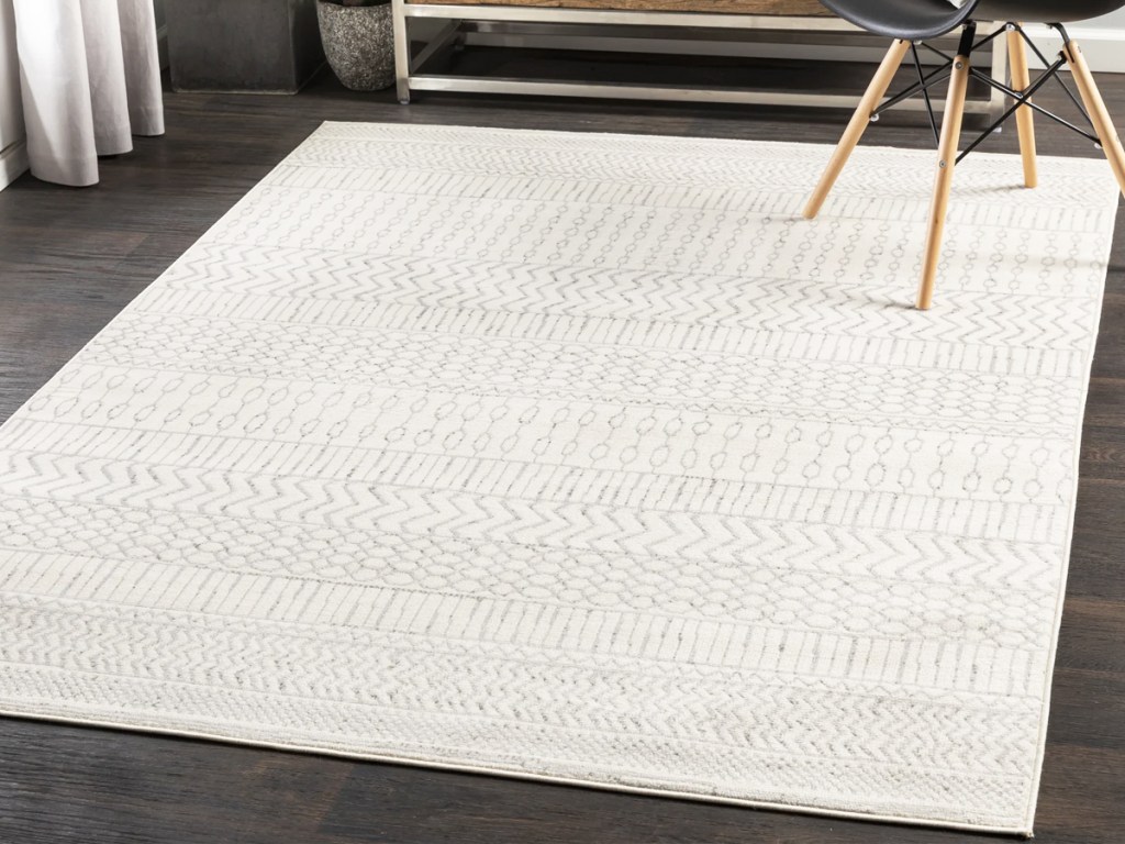 white and grey area rug