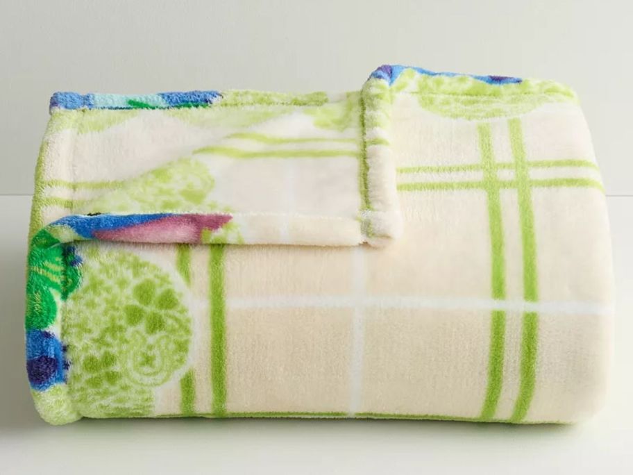 The Big One Oversized Supersoft Plush Throw Blankets