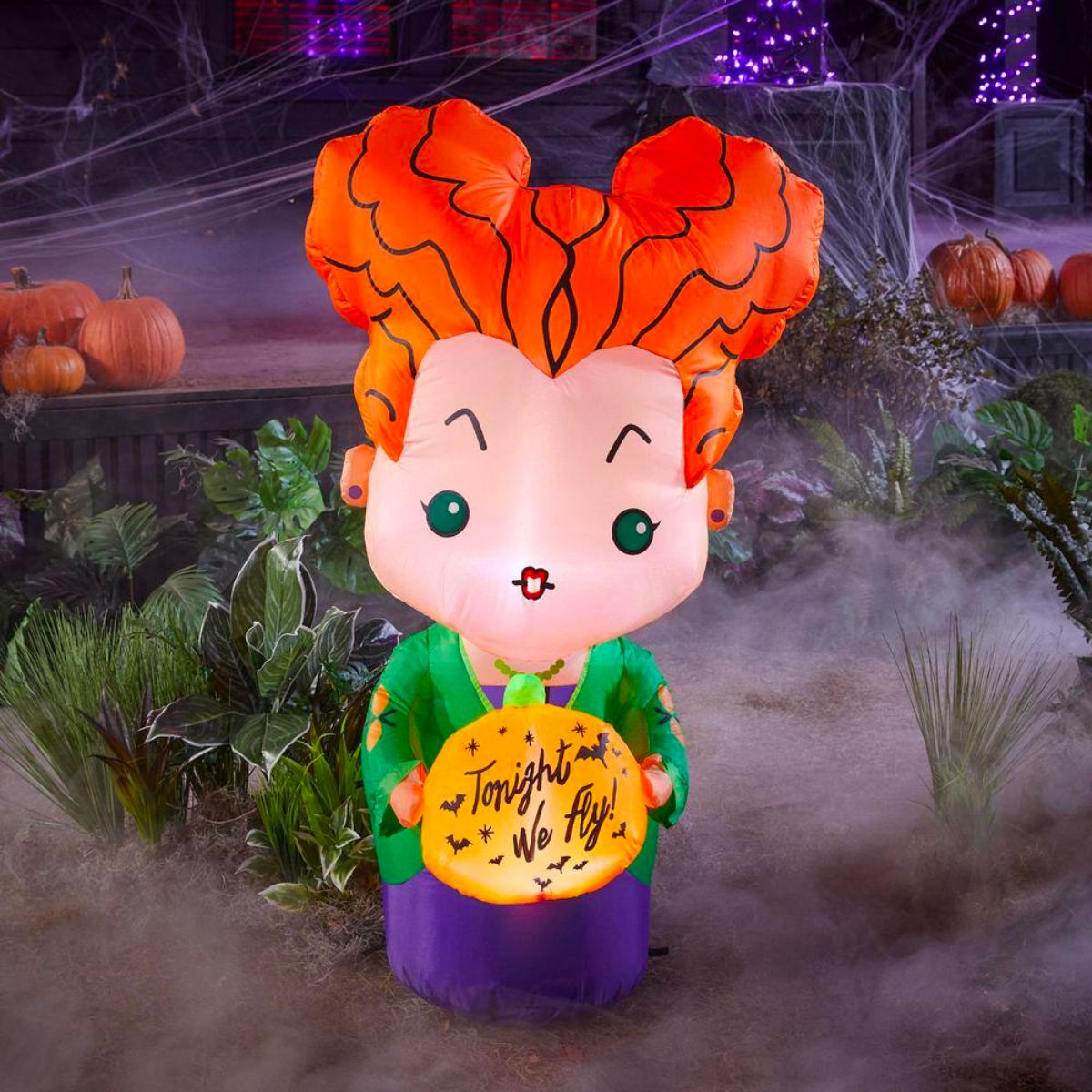 LED inflatable Winifred Sanderson