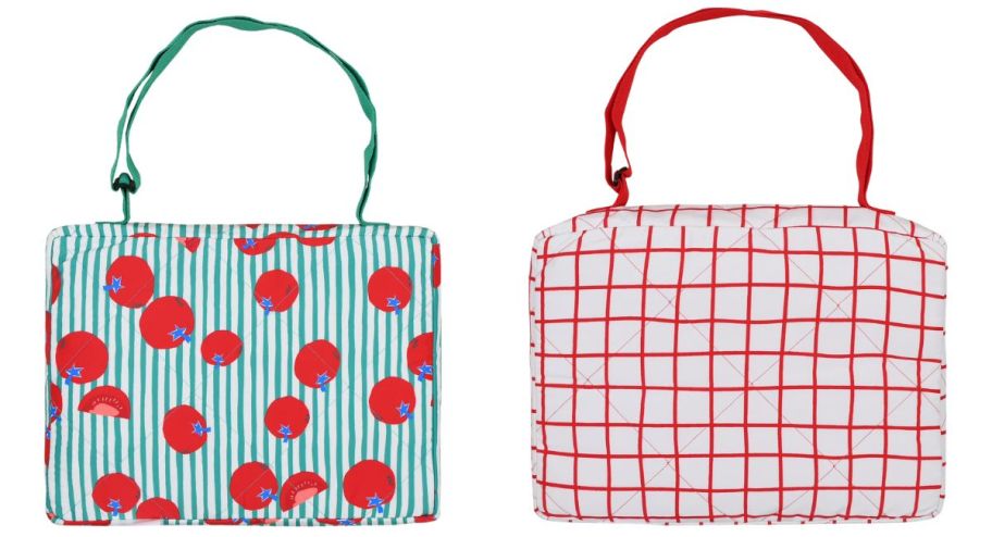 stock image of Outdoor blanket in red