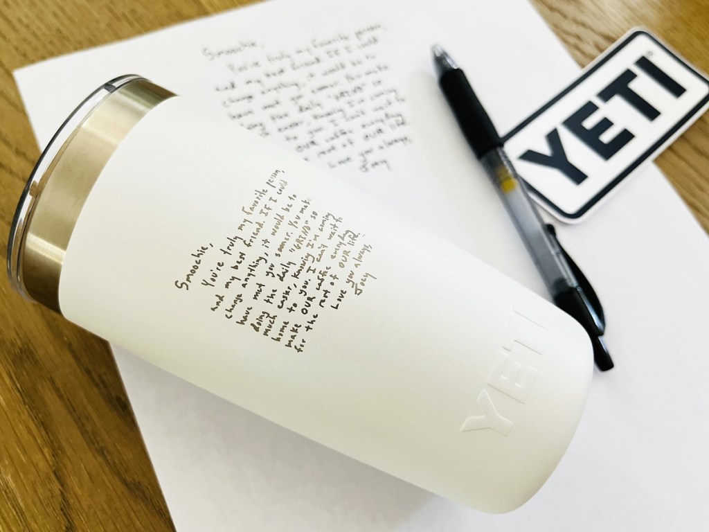 Personalized-YETI-TUmbler تخصيص مجاني على أدوات الشرب YETI |  أكواب وأكواب مخصصة والمزيد تبدأ من 20 دولارًا