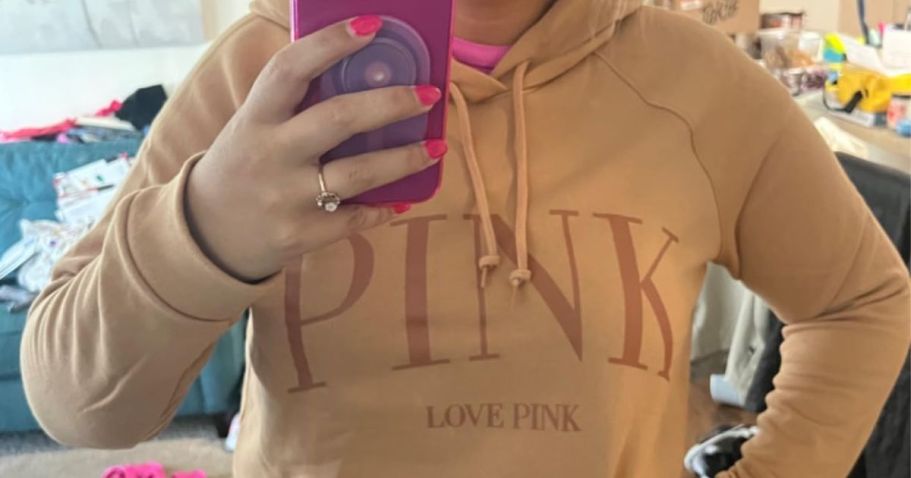 Victoria’s Secret PINK Everyday Cropped Hoodie Just $24.99 on Amazon (Reg. $45)
