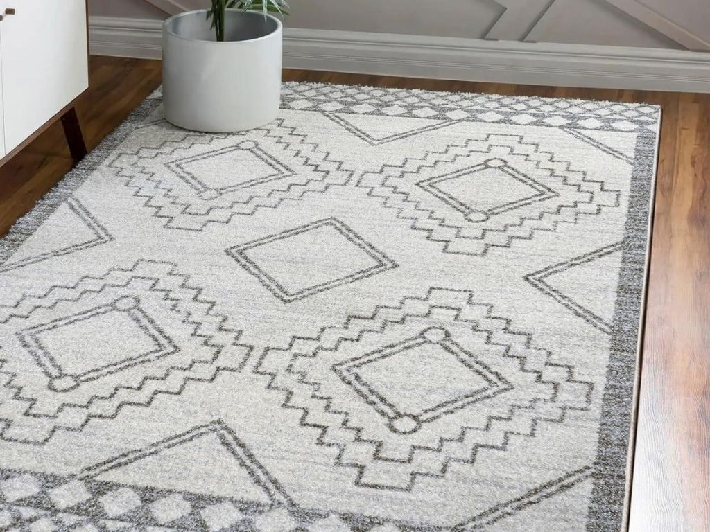 Amazon-Area-Rugs-1 سجاد منطقة 6 × 9 فقط 59 دولارًا يتم شحنها على أمازون (تسجيل 254 دولارًا) |  5 خيارات الألوان!