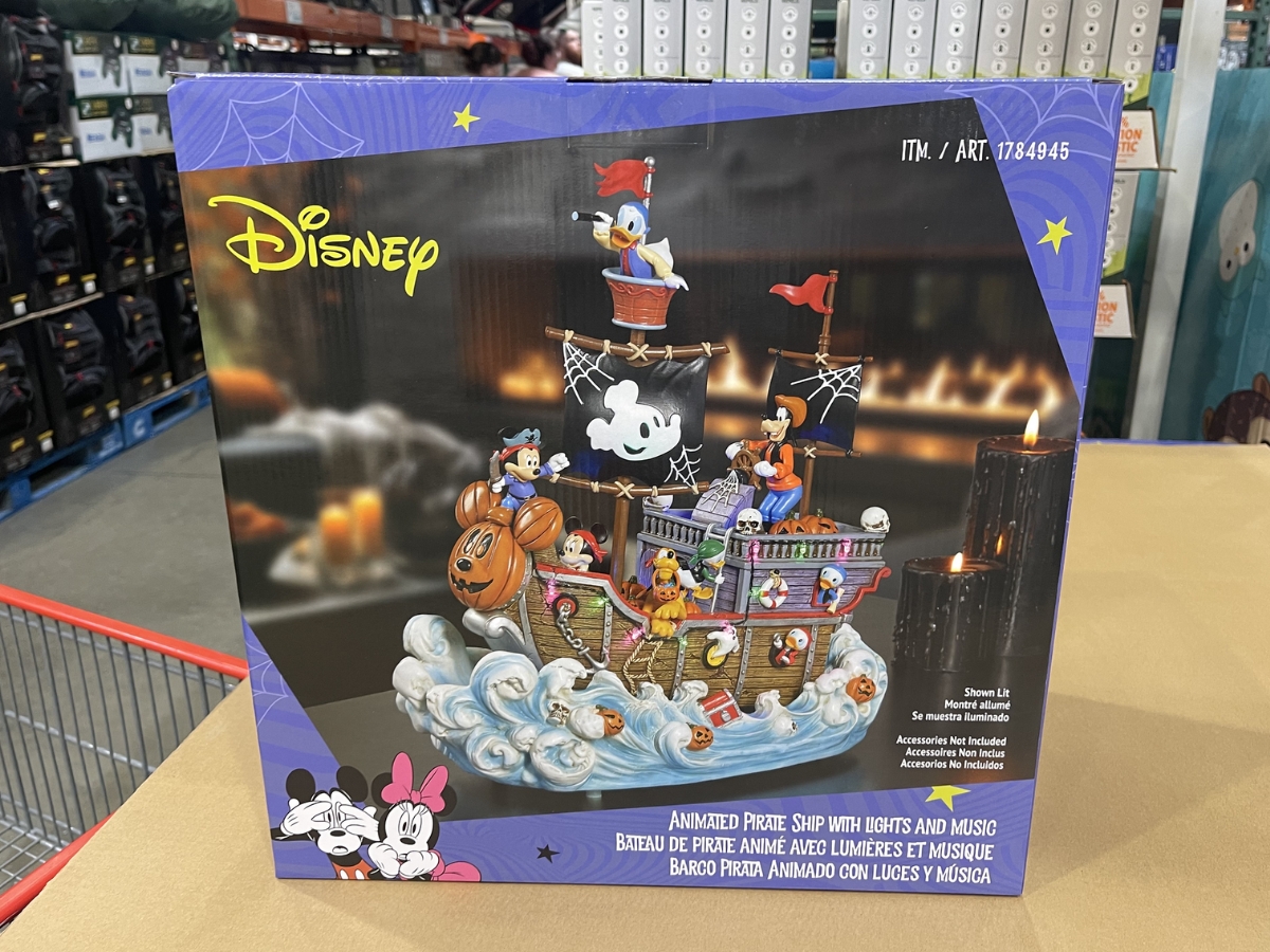 Disney Halloween Set-will good ship today