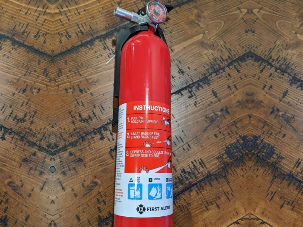 A first Alert Fire Extinguisher for home use