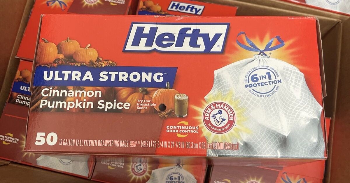 Limited Edition Hefty® Cinnamon Pumpkin Spice Ultra Strong™ Trash Bags