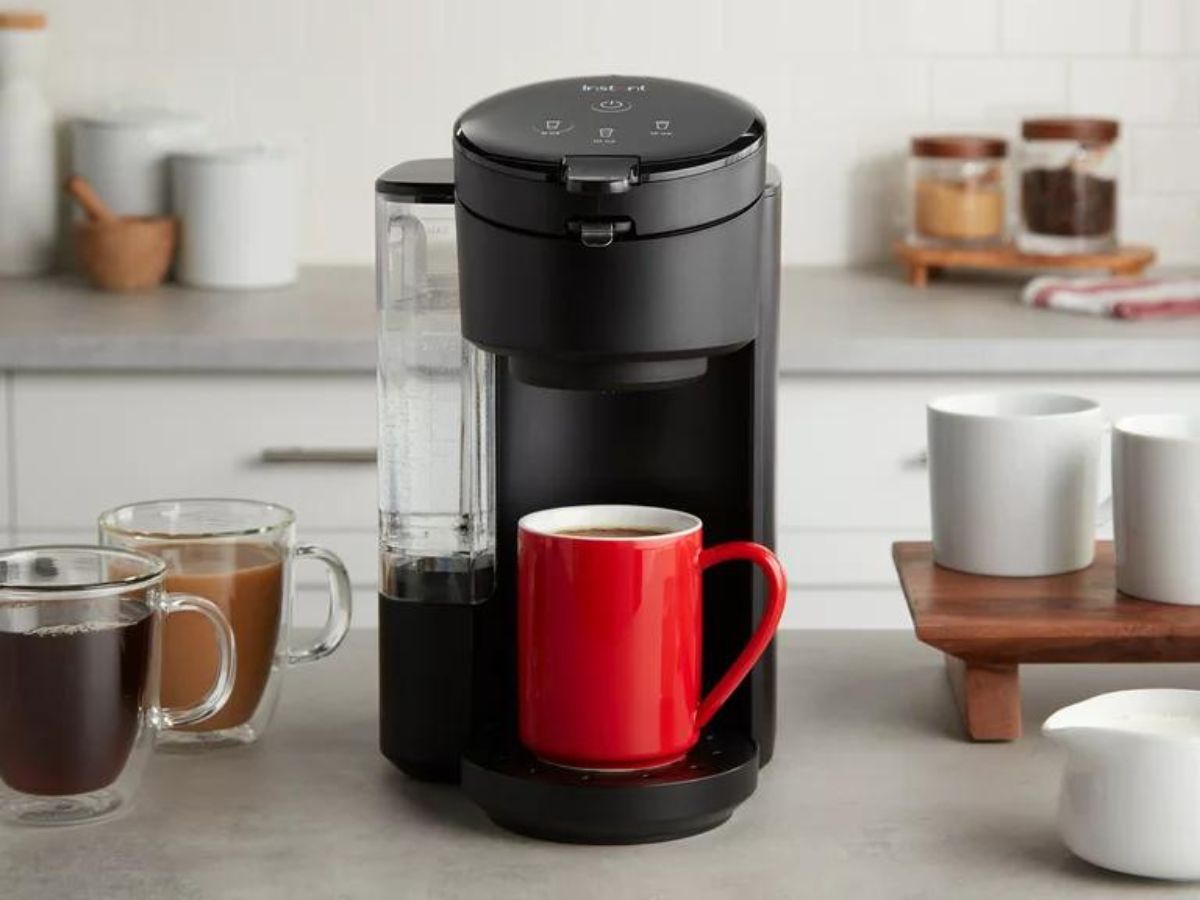 This Instant Solo Café Single Serve Coffee Maker Is Giving Keurig Vibes AND It’s Only $25 on Walmart.com
