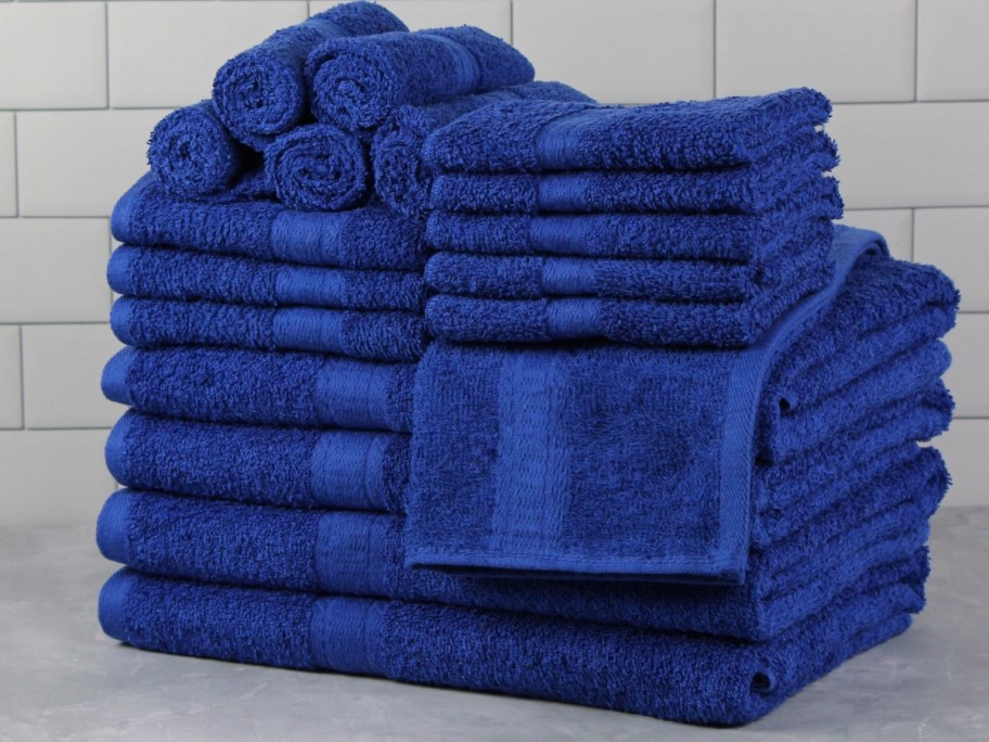 Mainstays-Bath-Towels-1 يذهب!  مجموعة مناشف الحمام المكونة من 18 قطعة من Mainstays بسعر 15.41 دولارًا فقط على موقع Walmart.com (86 سنتًا فقط لكل منشفة!)