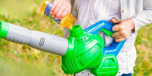 Maxx Bubbles Bubble Leaf Blower w/ Refill Solution Just $7.49 on Amazon (Reg. $20)