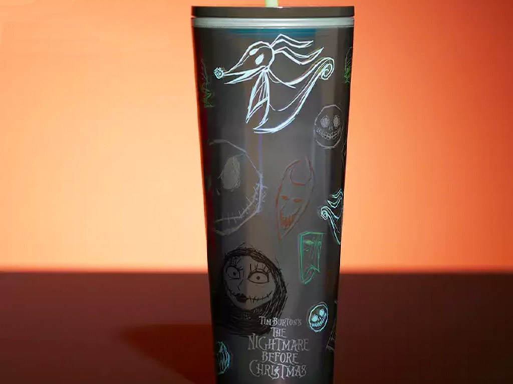 Nightmare-Before-Christmas-Starbucks-Tumbler كوب ستاربكس الجديد من Disney Starbucks Nightmare Before Christmas متوفر في 29/9 (+ خصم 40% على المزيد من الأكواب!)