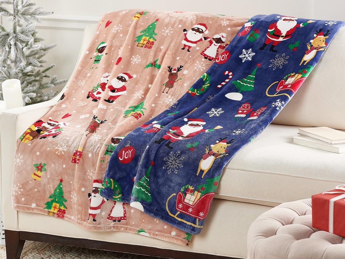 Fleece throws under online $5