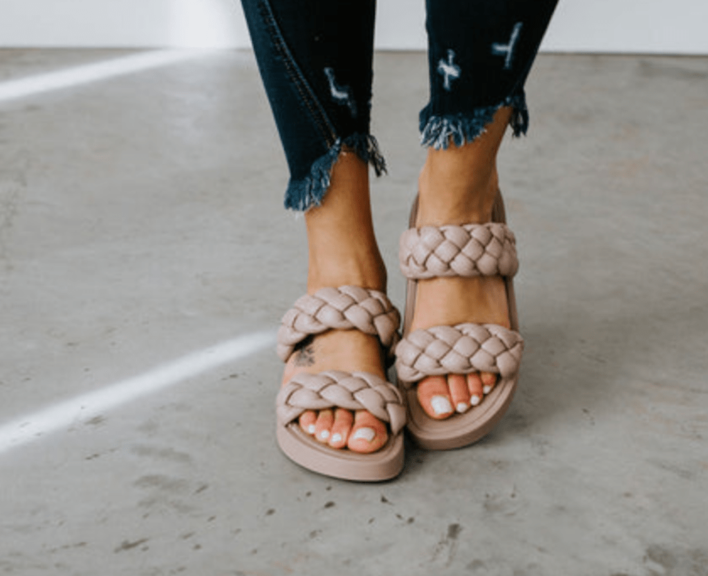 oofos women's shoes outlet