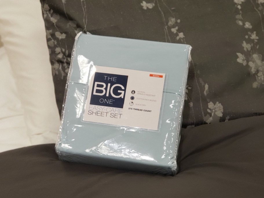 The Big One easy care sheet set displayed on a. bed