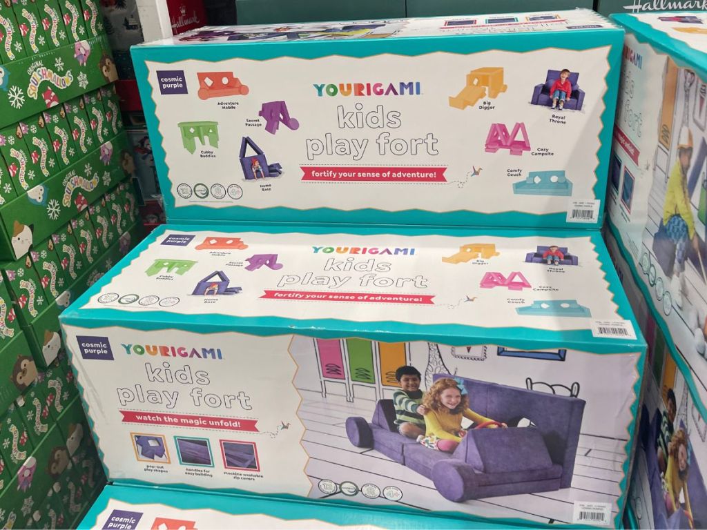 Yourigami-Kids-Couch-Fort تحقق من Yourigami Play Fort في Costco - يتحول إلى أريكة ويعد بديلاً رائعًا لأريكة Nugget!