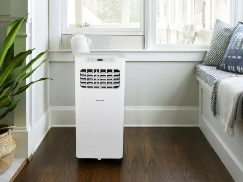 Vissani 6000 BTU Portable Air Conditioner in White 