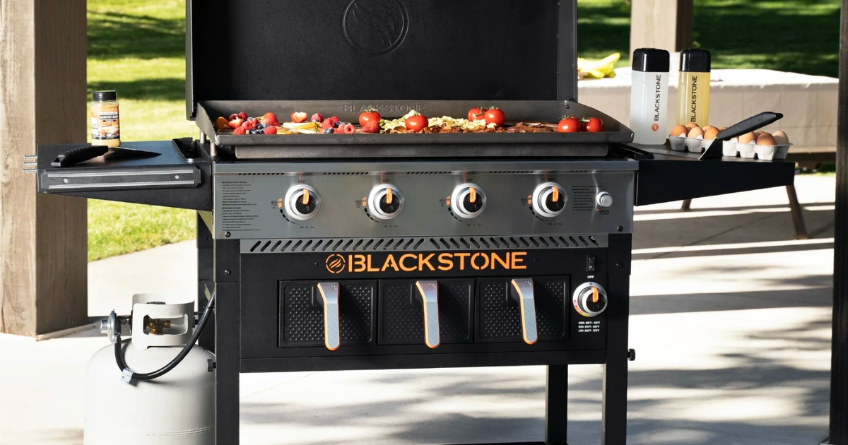 Blackstone 4-Burner 36? Griddle with Air Fryer and Hood
