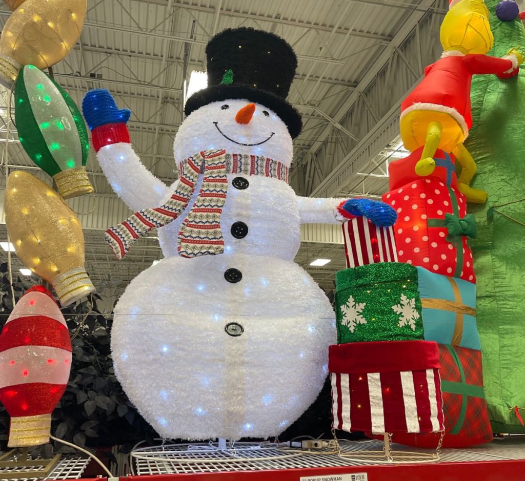 Snowman inflatable