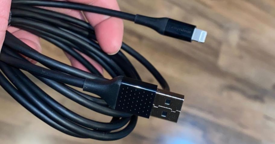Amazon Basics Charging Cable 