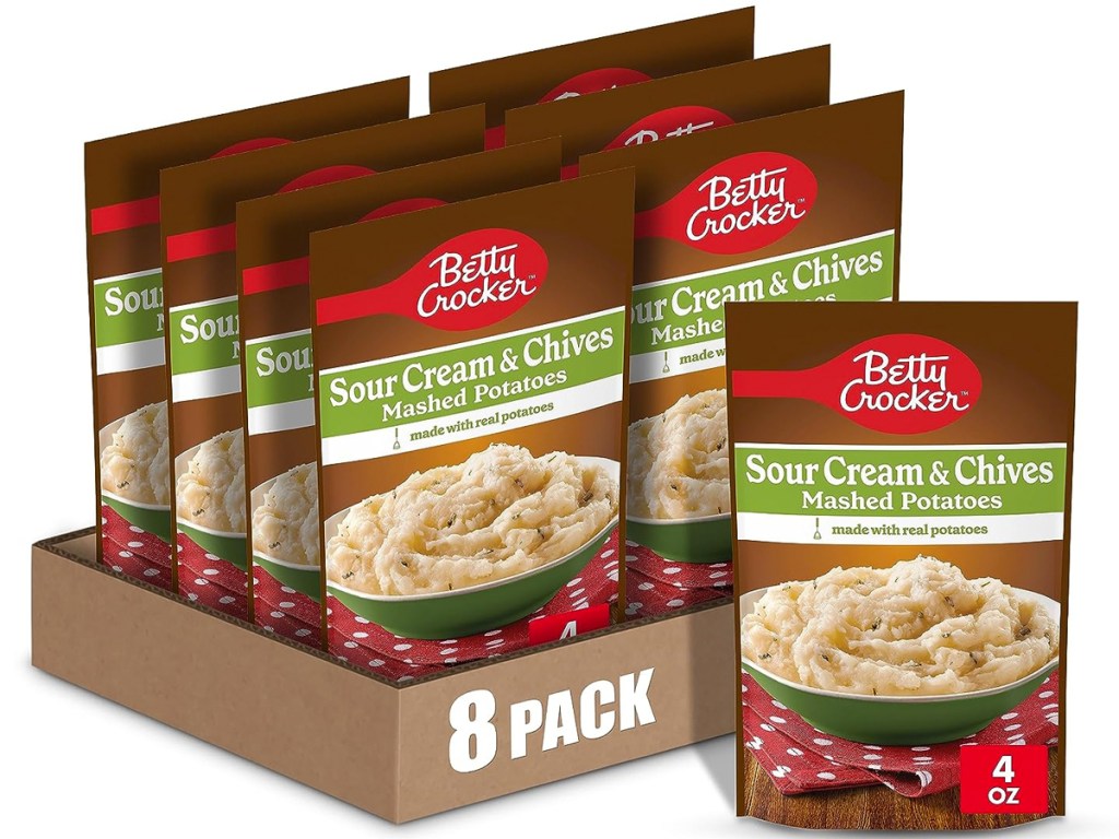 box of 8 packets of Betty Crocker Sour Cream & Chives Mashed Potatoes