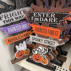 Part of the 84 stores doing BOGO FREE on Halloween/harvest plus items :  r/DollarTree