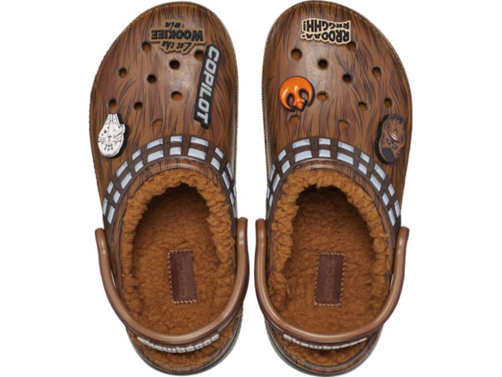 H2S-1200x900-5-2-4 تتوفر لعبة Star Wars Chewbacca Crocs الجديدة - الأحجام التي تم بيعها بالفعل!