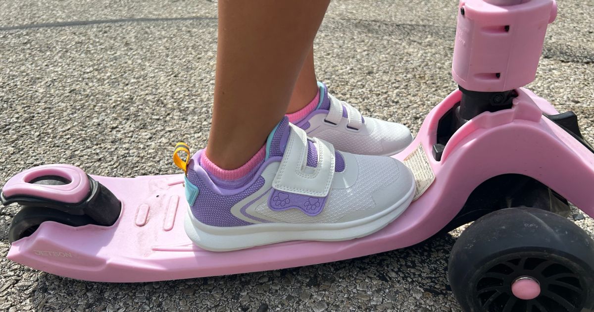 Dream Pairs Kids Sneakers Only $20.99 on Amazon (Easy On & Off for Littles!)