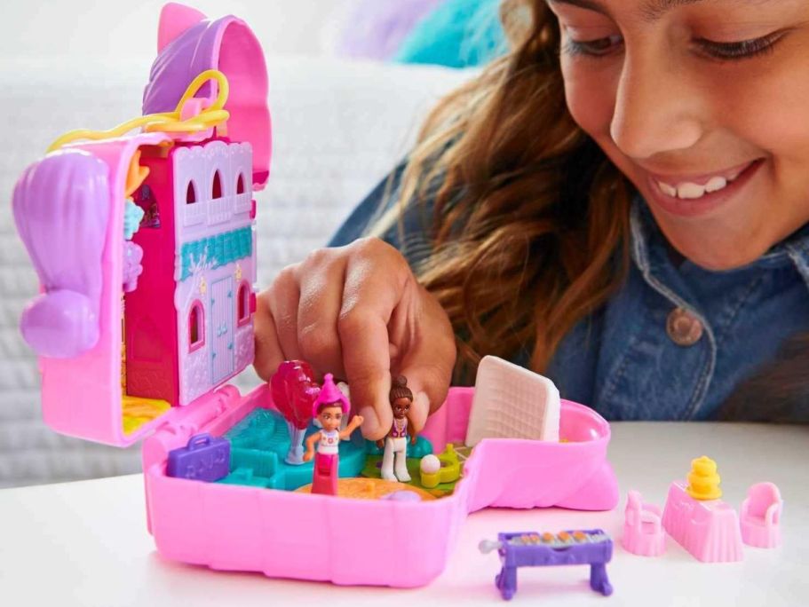 Up to 50% Off Polly Pocket Toys on Amazon