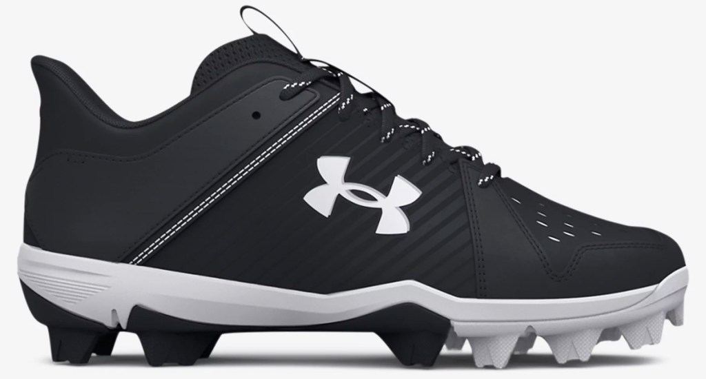 Under-Armour-Boys-UA-Leadoff-Low-RM-Jr.-Baseball-Cleats خصم يصل إلى 50% على أحذية أندر آرمر + شحن مجاني |  مرابط كرة القدم للأولاد تم شحنها بمبلغ 24.62 دولارًا فقط (50 دولارًا أمريكيًا)