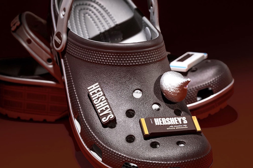 New Hersheys And Reeses Candy Crocs Available Now Hip2save 5890