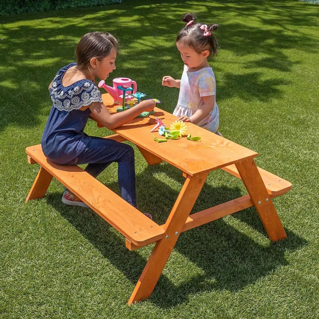 طاولة نزهة خشبية للأطفال من سبورتس باور 