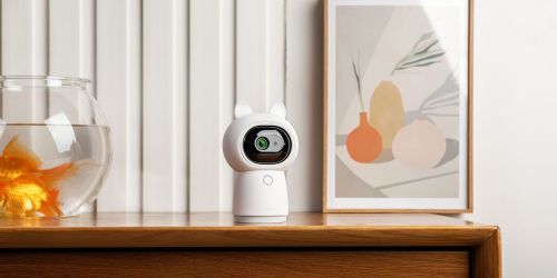 Indoor Home Security Camera Hub w/ AI & Facial Recognition Only $75.99 Shipped on Amazon
