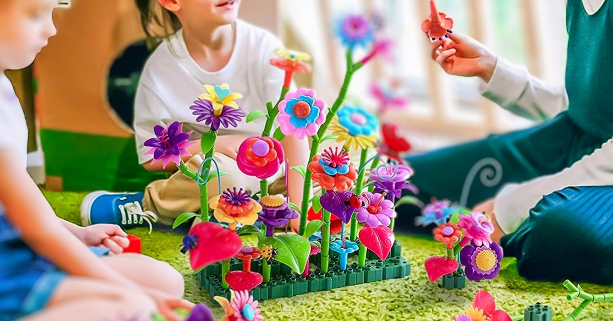 COSILY Flower Garden Building Toys with a mom and 2 girls building a garden