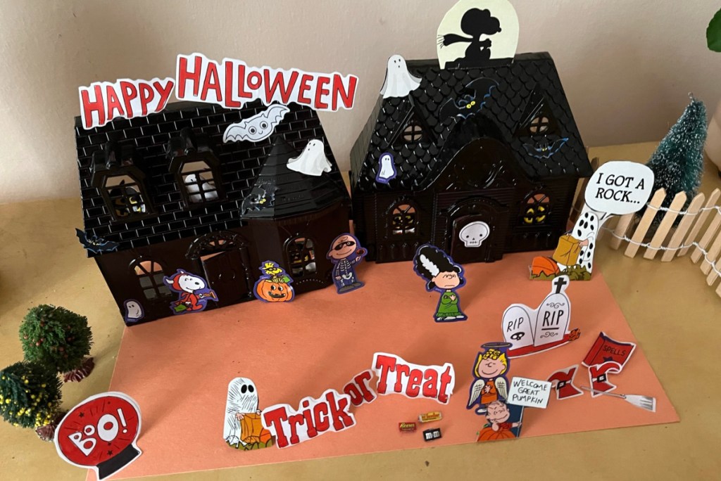 A Halloween Dollhouse done by a Hip Reader using our Hip2Save Halloween tutorial