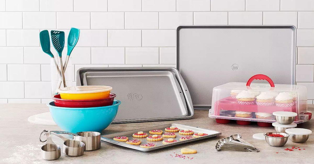 Set of 2 Nonstick Cookie Baking Sheets Under $10 Shipped (Great