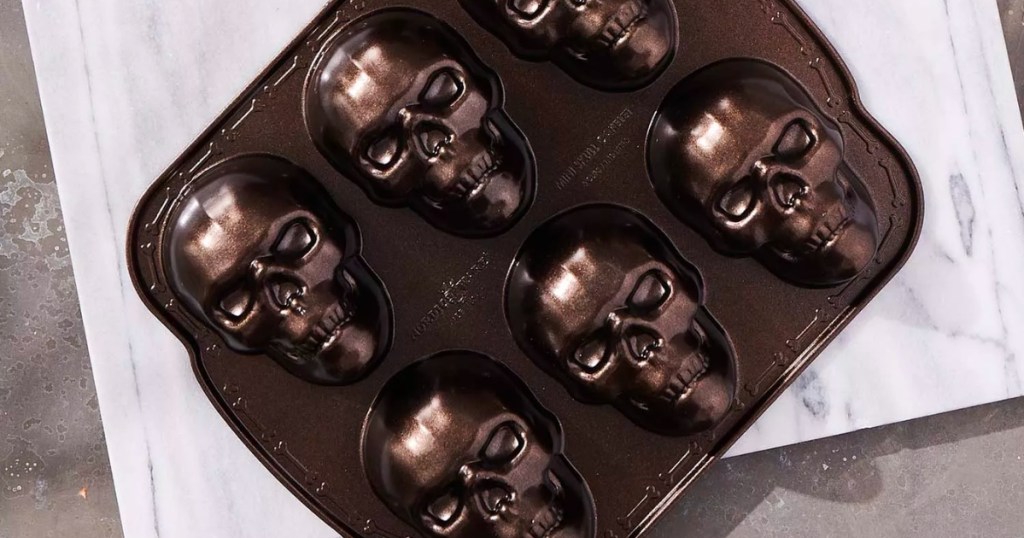 Nordic Ware Halloween Bakeware Skull Cakelet Pan
