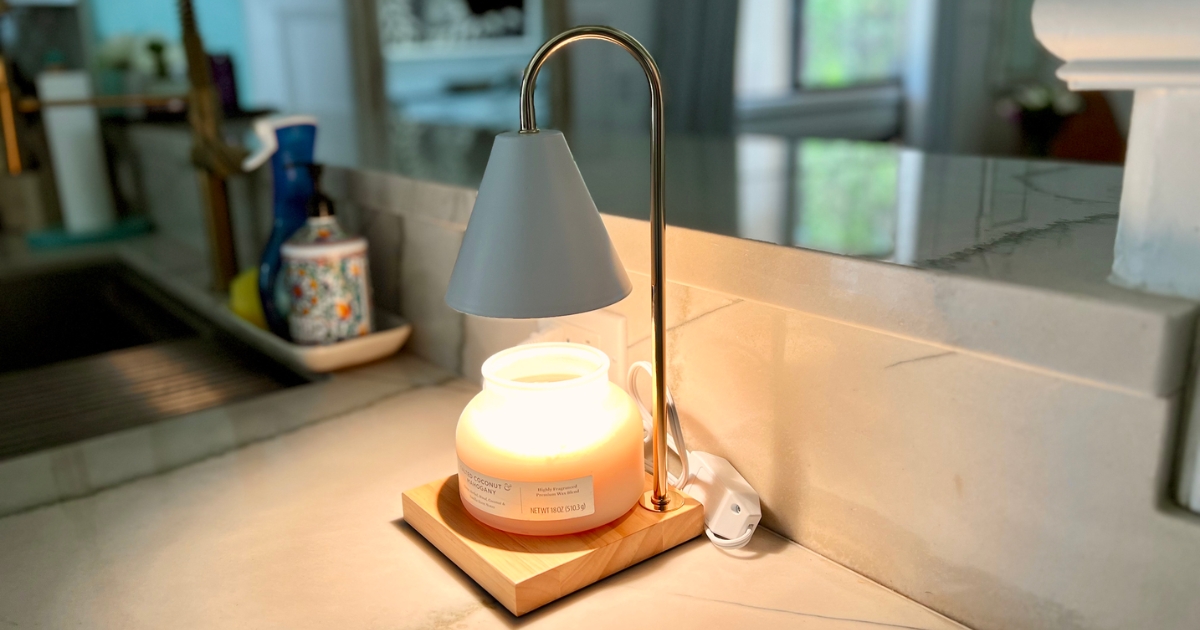 Hyindoor Candle Warmer Lamp on countertop