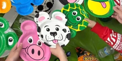 Hefty Zoo Pals Disposable Plates Are BACK In-Stock on Amazon (And They’re on Sale!)