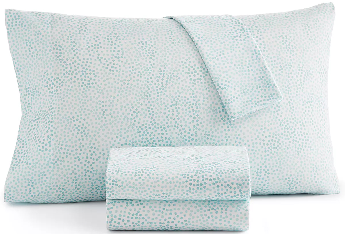 macys blue and white sheet set with pillow