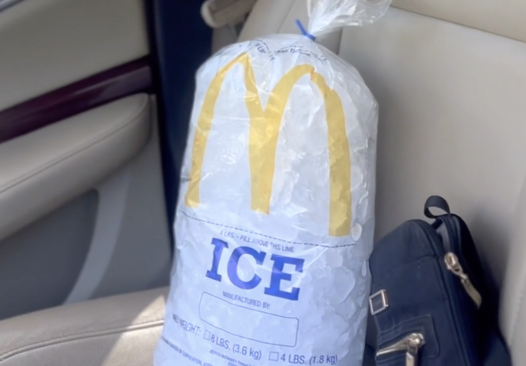 What stores sell 2025 bags of ice