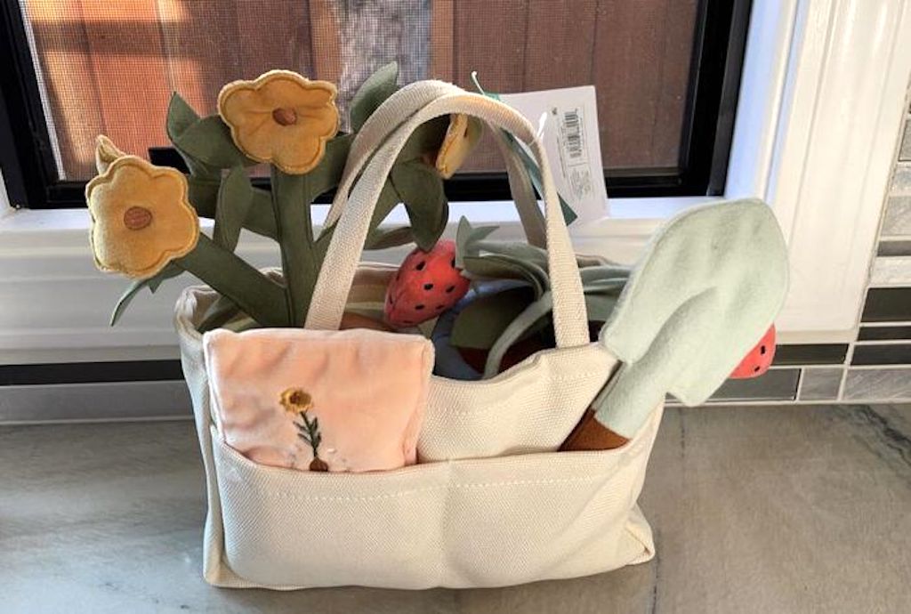 Pillowfort Garden Play Set Only 14 at Target (Easy Gift Idea!) Hip2Save