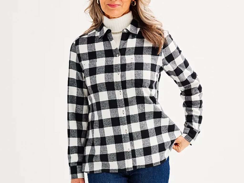 woman wearing black and white flannel shirt