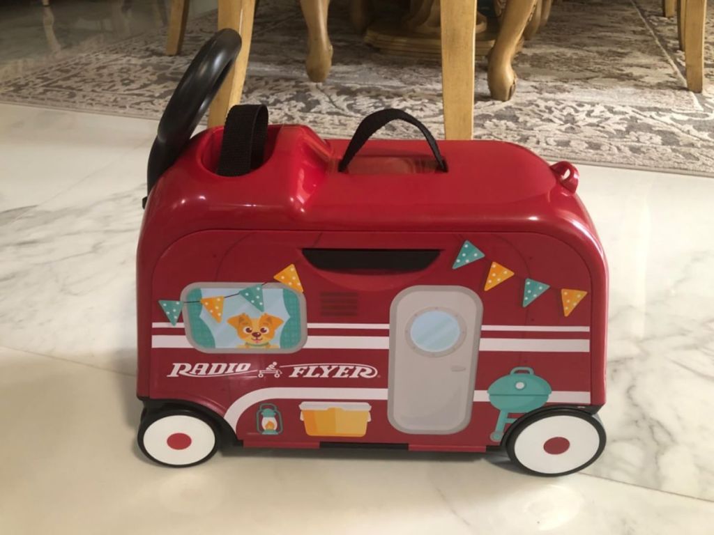 Radio Flyer Happy Trav’ler Camper 3-in-1 Ride-On Toy 