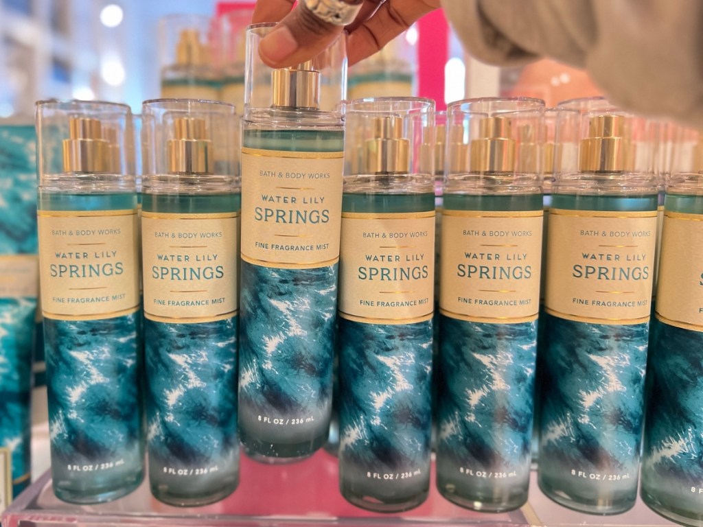 bath & body works water lily springs body mist in store