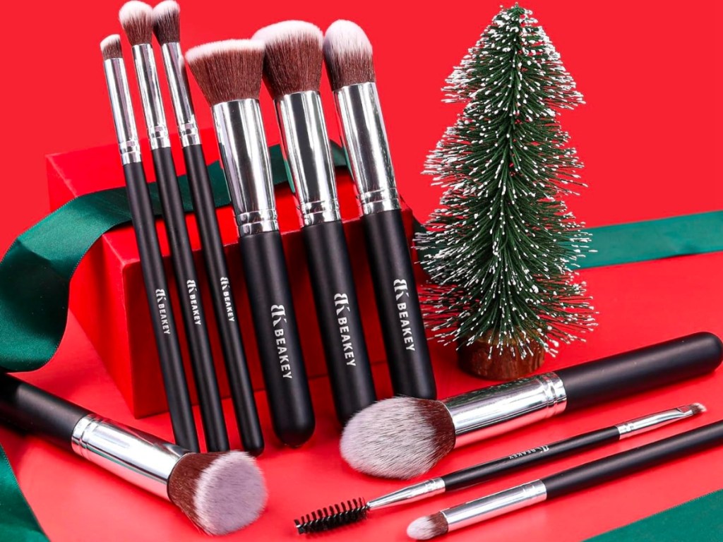BEAKEY Soft Makeup Brushes & Beauty Blender 12-Piece Sets